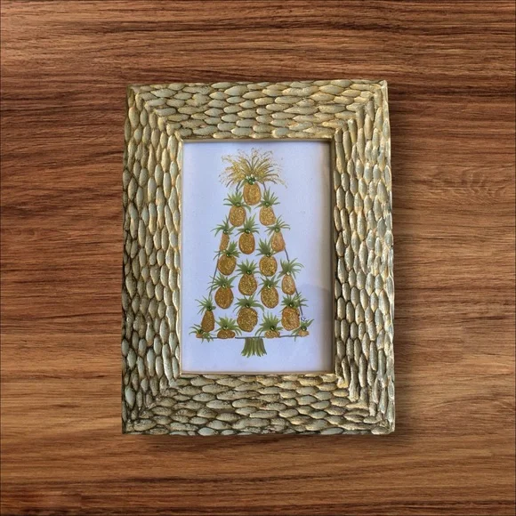 Gold Pineapple Art in Textured Frame - Picture 8 of 10